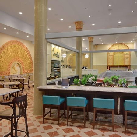 St. Louis Union Station Hotel, Curio Collection By Hilton Bagian luar foto
