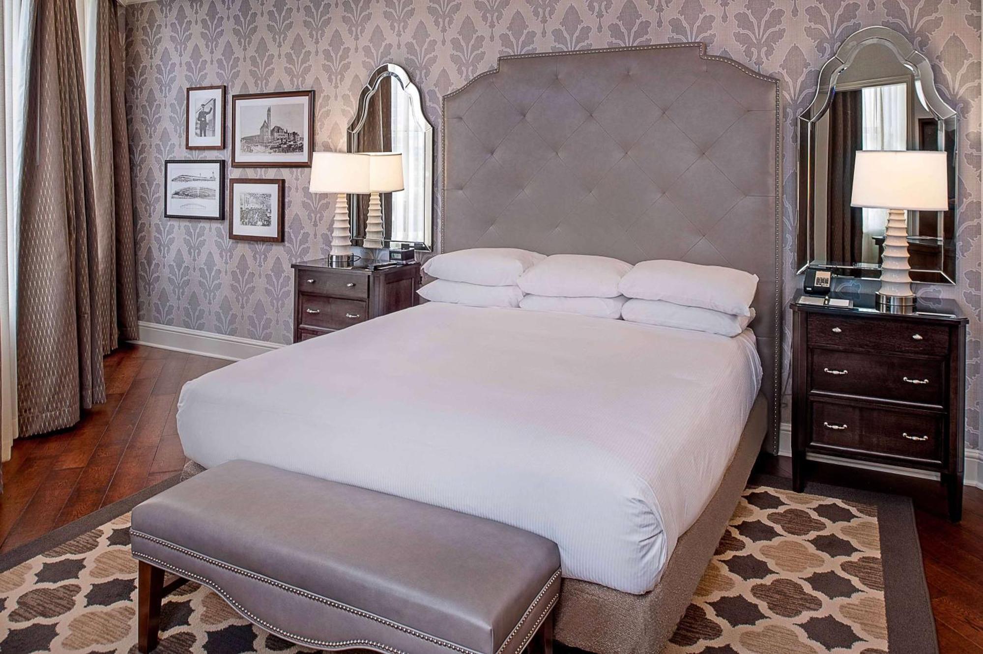 St. Louis Union Station Hotel, Curio Collection By Hilton Bagian luar foto