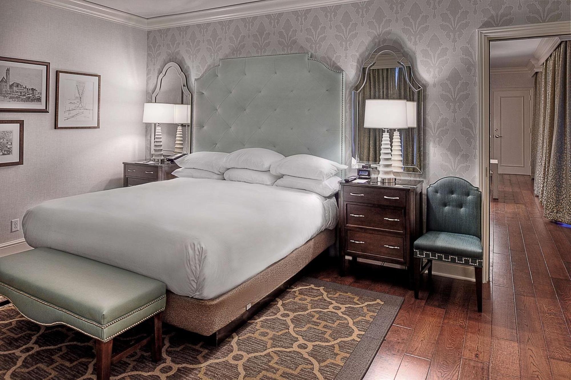 St. Louis Union Station Hotel, Curio Collection By Hilton Bagian luar foto