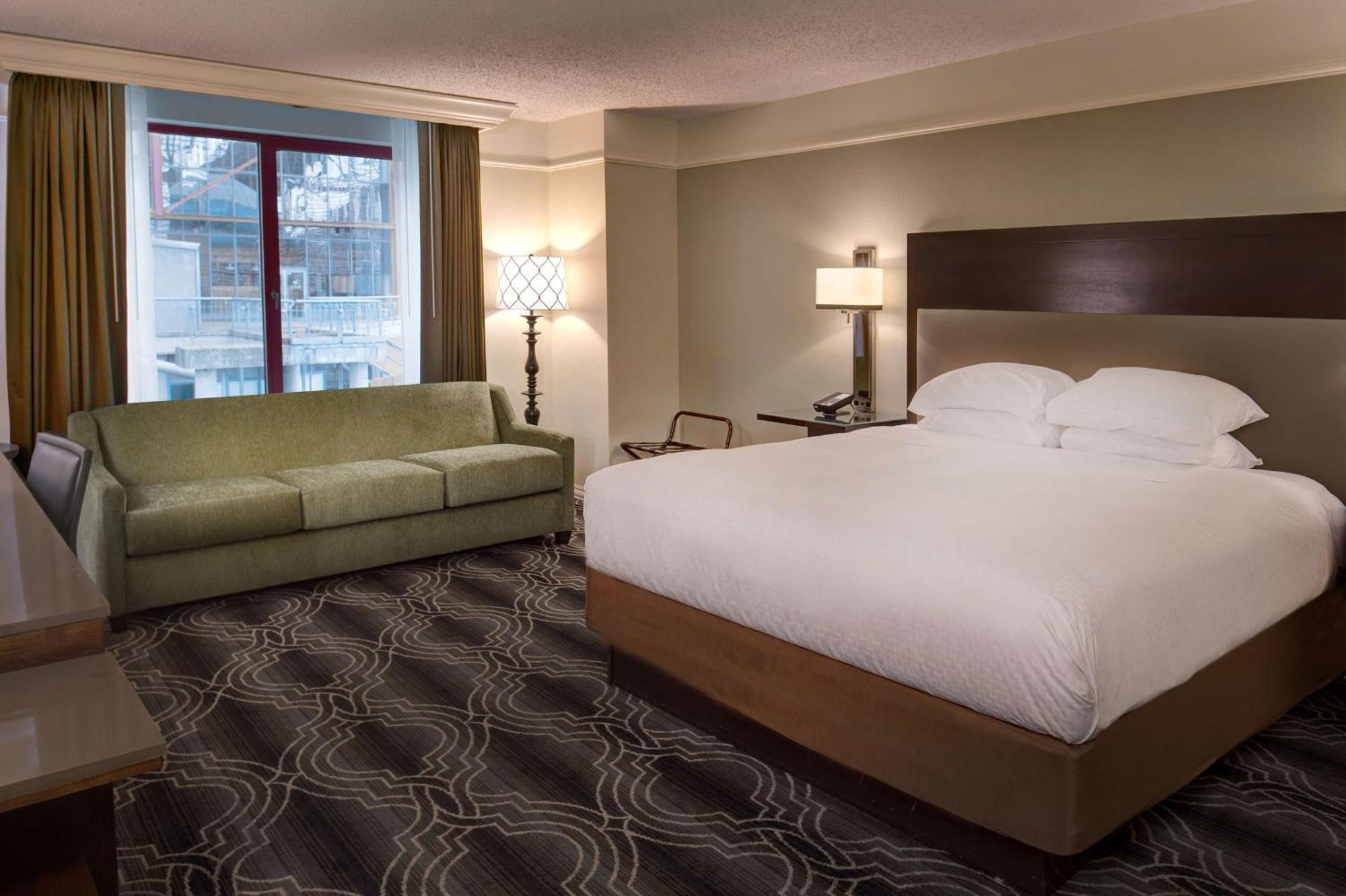 St. Louis Union Station Hotel, Curio Collection By Hilton Bagian luar foto