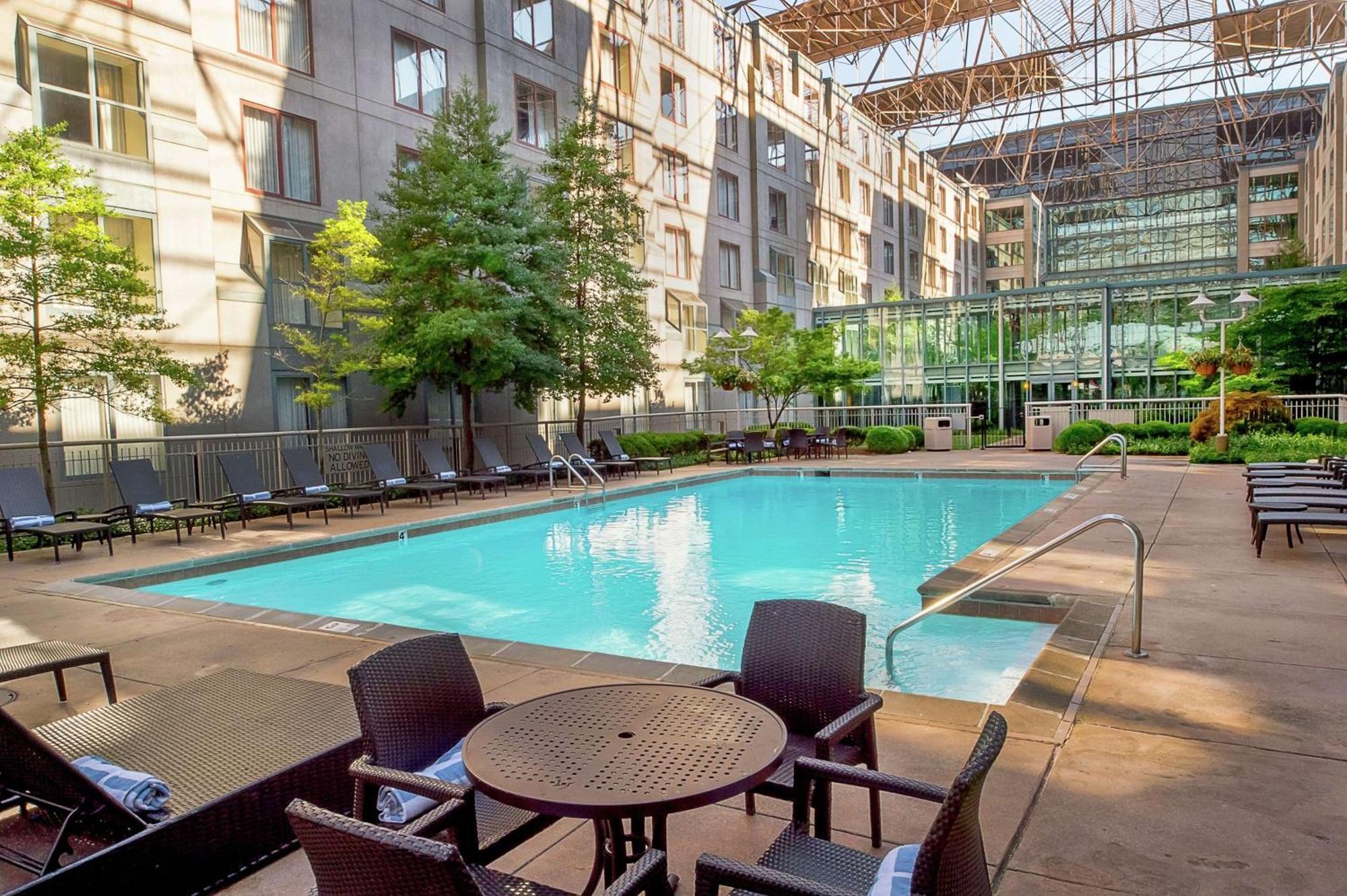 St. Louis Union Station Hotel, Curio Collection By Hilton Bagian luar foto